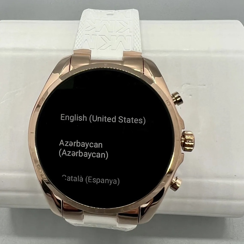 Womens Smartwatch MICHAEL KORS BRADSHAW MKT5153 Silicone White Gold Rose GEN 6 - Picture 2 of 7